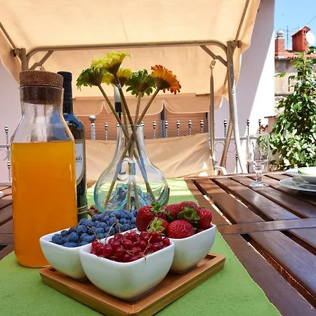 House Senna * Porec