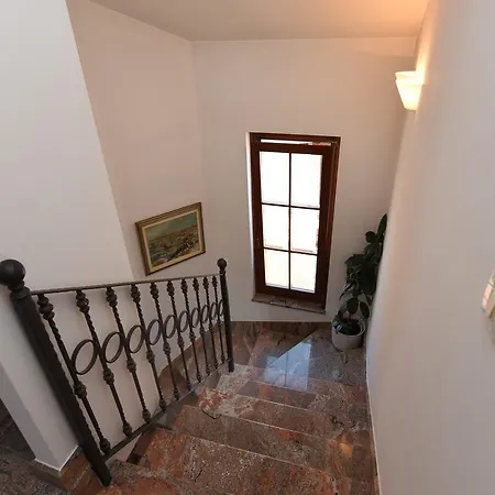 בית נופש House Senna פורץ