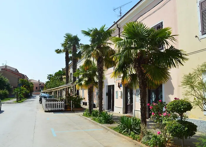 Feriehus House Senna Poreč